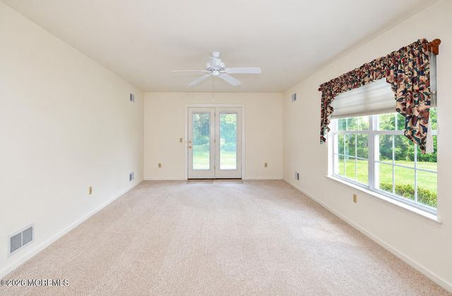 2294 Logan Court, Toms River, NJ 08755