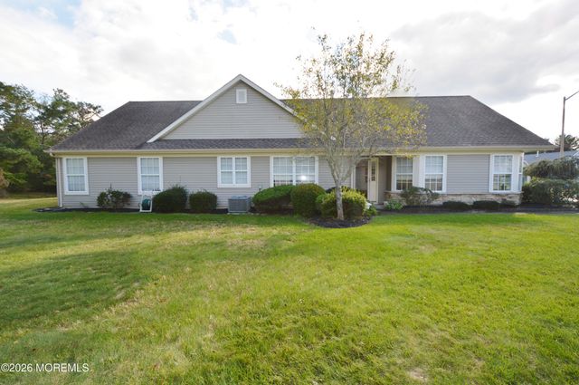 2294 Logan Court, Toms River, NJ 08755