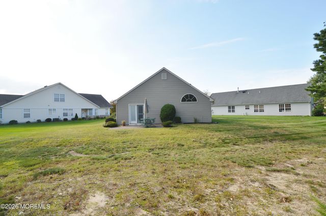 2294 Logan Court, Toms River, NJ 08755