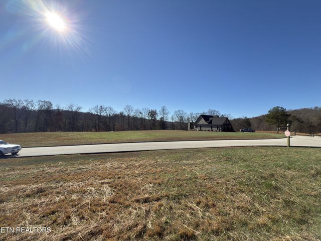 322 Enclave Way, Kingston, TN 37763