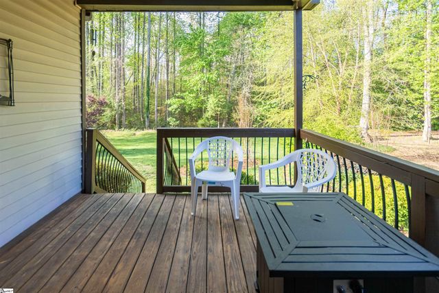 409 Trillium Creek Court, Travelers Rest, SC 29690