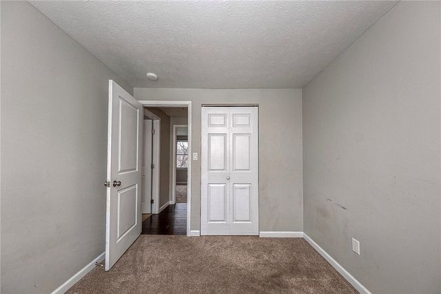 646 Harborview Dr, Plum Boro, PA 15239