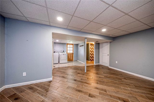 646 Harborview Dr, Plum Boro, PA 15239