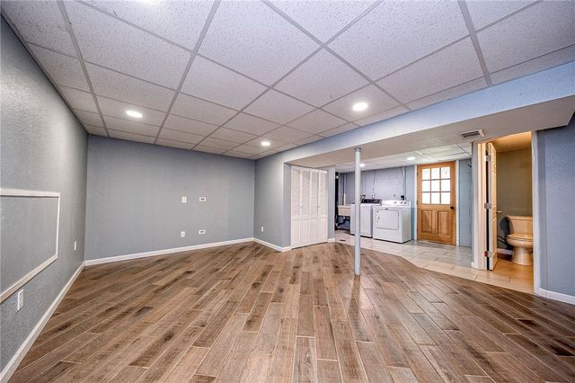 646 Harborview Dr, Plum Boro, PA 15239