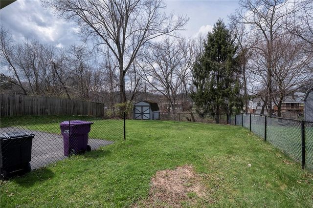 646 Harborview Dr, Plum Boro, PA 15239