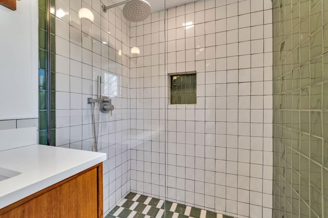 5 Kiley Court 4, Provincetown, MA 02657