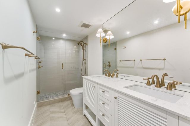 100 Worth Avenue 308, Palm Beach, FL 33480