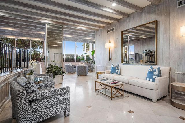 100 Worth Avenue 308, Palm Beach, FL 33480