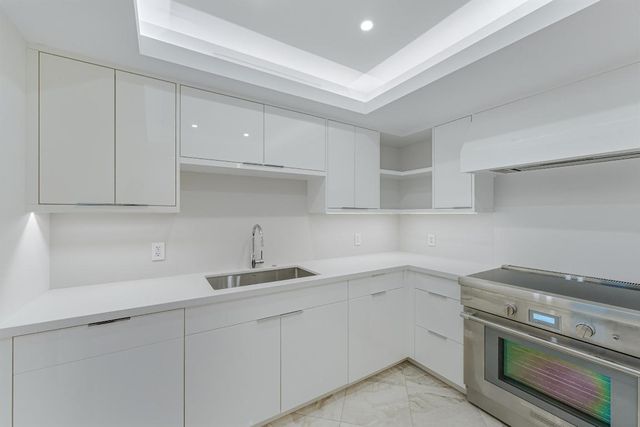 100 Worth Avenue 308, Palm Beach, FL 33480