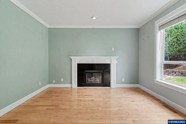 1321 Chapman Hill Dr NW, Salem, OR 97304