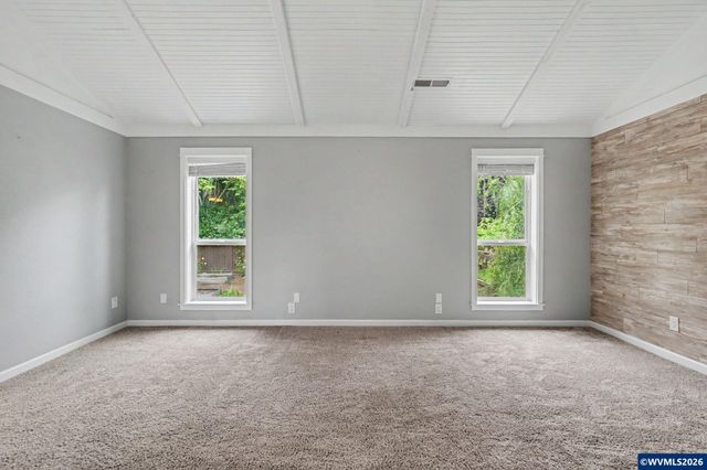 1321 Chapman Hill Dr NW, Salem, OR 97304