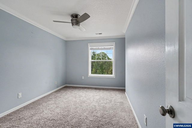 1321 Chapman Hill Dr NW, Salem, OR 97304