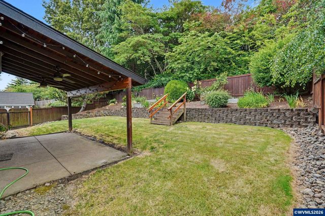 1321 Chapman Hill Dr NW, Salem, OR 97304
