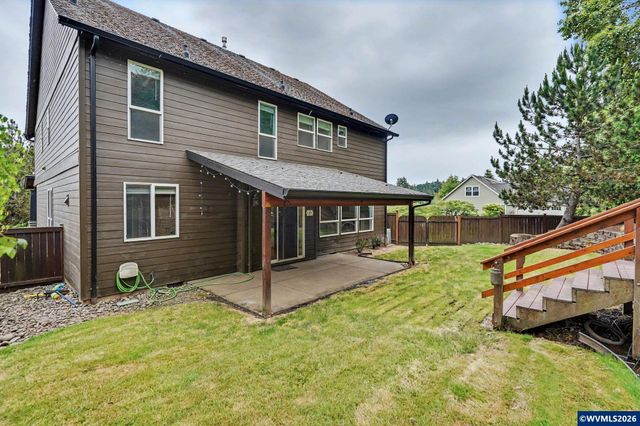 1321 Chapman Hill Dr NW, Salem, OR 97304