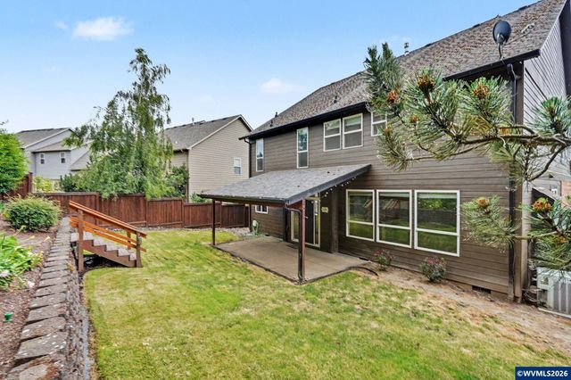 1321 Chapman Hill Dr NW, Salem, OR 97304