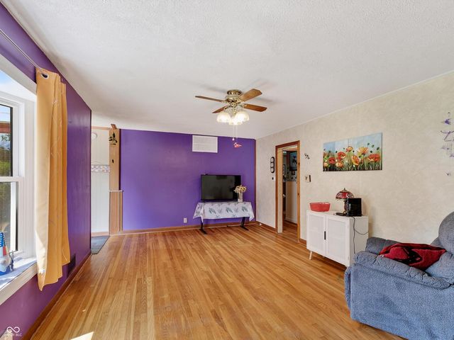 3426 W 8th Street, Anderson, IN 46011
