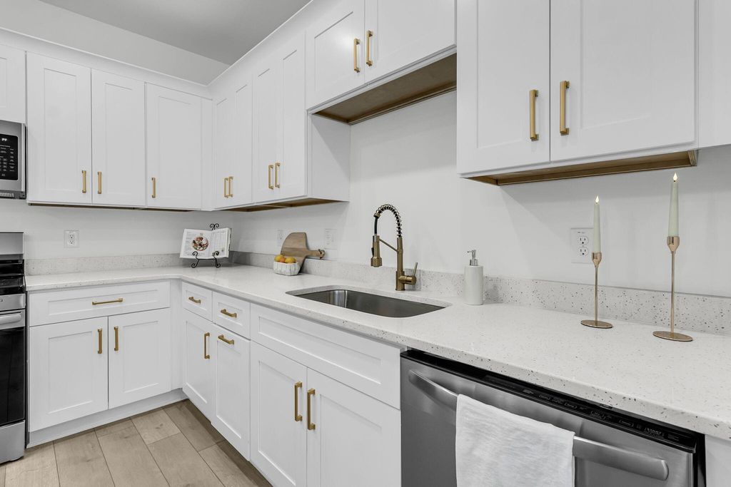 Image 22 of property listing at 4011 Gravely Avenue, North Charleston, SC 29405