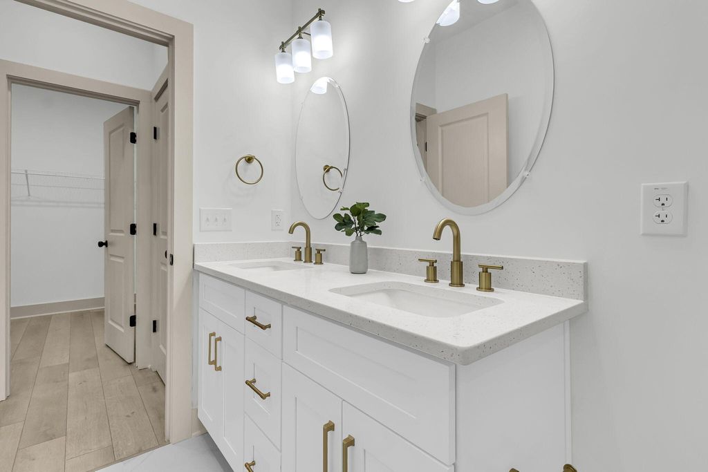 Image 40 of property listing at 4011 Gravely Avenue, North Charleston, SC 29405