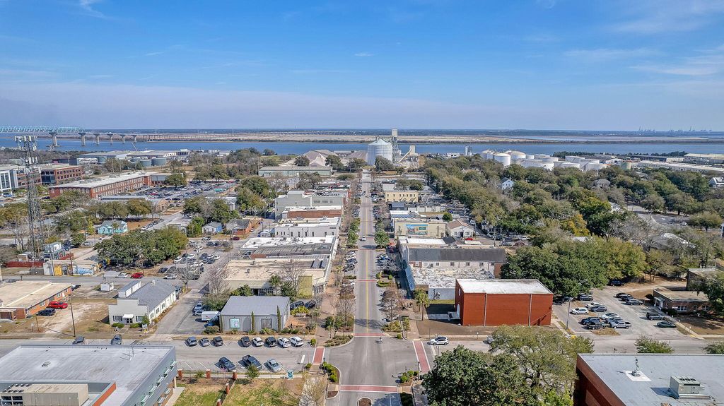 Image 58 of property listing at 4011 Gravely Avenue, North Charleston, SC 29405
