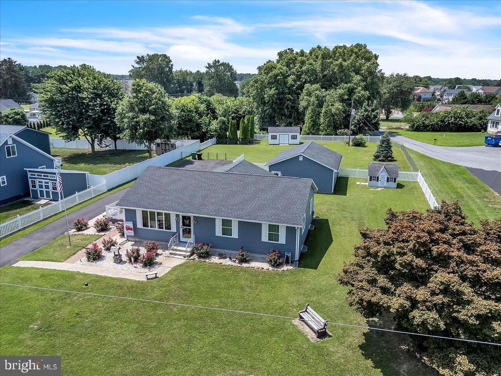 6215 N DUPONT HWY, Dover, DE 19901