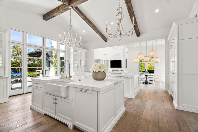 6508 E BAR Z Lane, Paradise Valley, AZ 85253