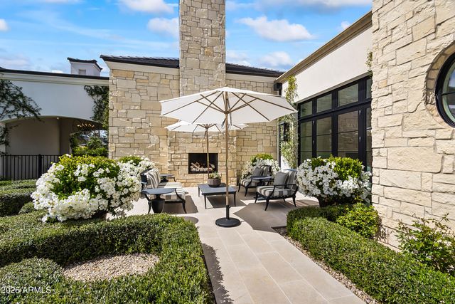 6508 E BAR Z Lane, Paradise Valley, AZ 85253