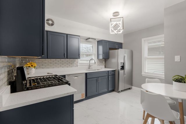 125 Warren Street, Calumet City, IL 60409