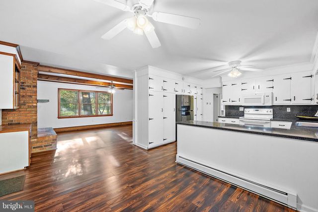 6181 ROCKAWALKIN RD, Salisbury, MD 21801