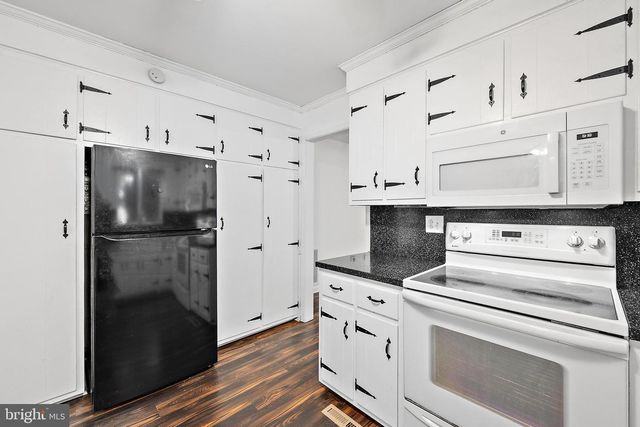 6181 ROCKAWALKIN RD, Salisbury, MD 21801
