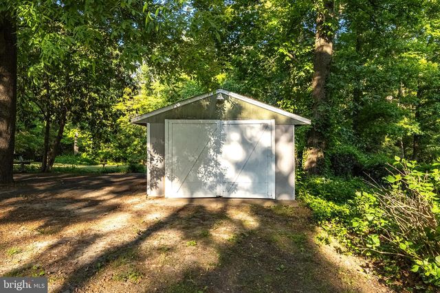 6181 ROCKAWALKIN RD, Salisbury, MD 21801