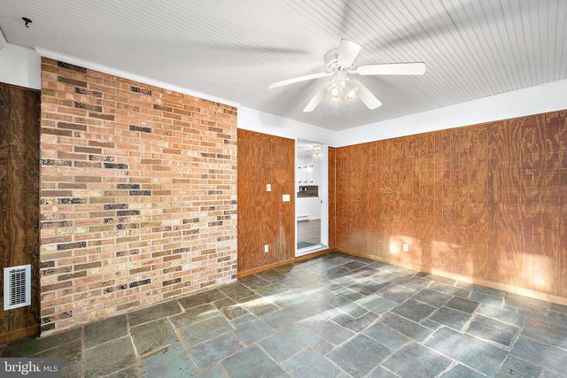 6181 ROCKAWALKIN RD, Salisbury, MD 21801
