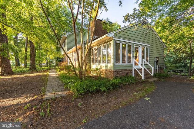6181 ROCKAWALKIN RD, Salisbury, MD 21801