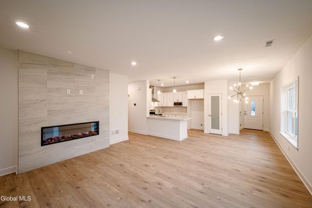 8 Reed's Hollow, Saratoga Springs, NY 12866