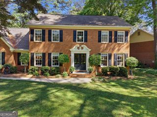 5321 Lanford Springs Court SW, Lilburn, GA 30047
