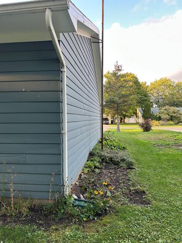 3146 N Concourse Drive, Mount Pleasant, MI 48858