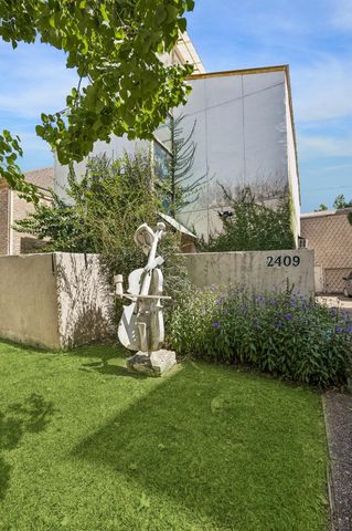 2409 Kingston Street, Houston, TX 77019