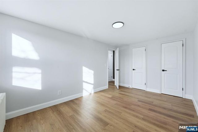 98 Baker Street, Dover Town, NJ 07801