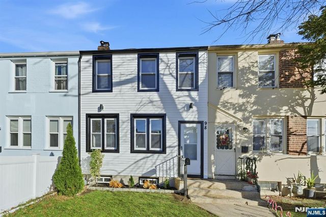 98 Baker Street, Dover Town, NJ 07801