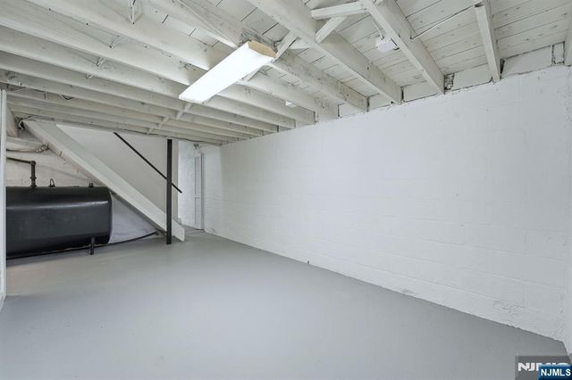 98 Baker Street, Dover Town, NJ 07801