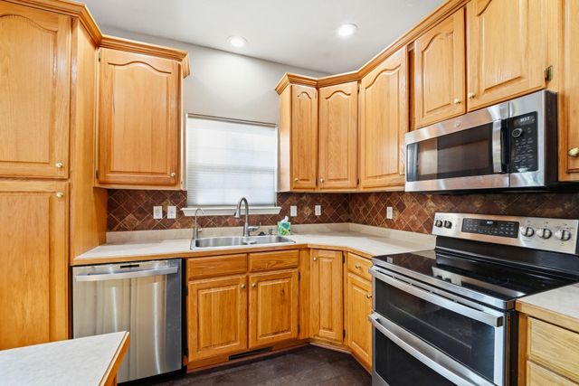3304 BRADEN DR, Columbia, MO 65203