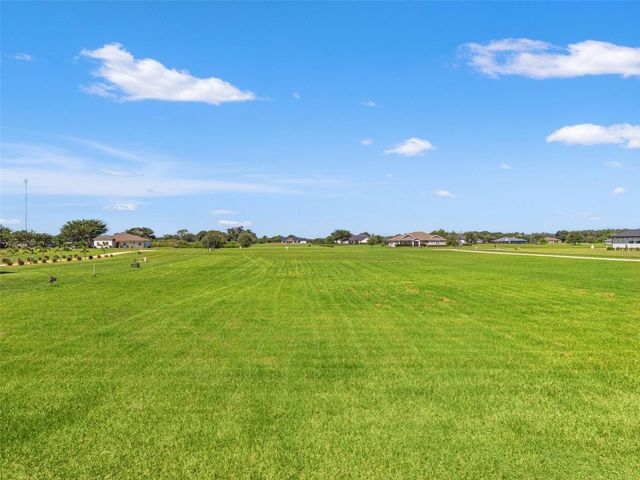 5084 LAKESHORE RANCH ROAD, Groveland, FL 34736