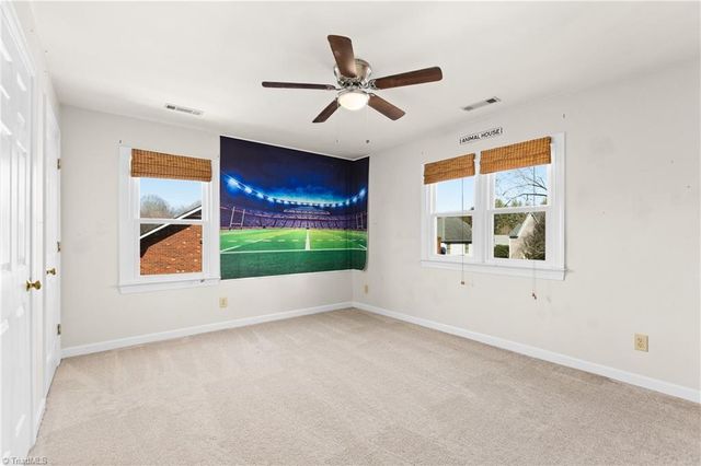 4008 Fairwind Drive, Winston-salem, NC 27106