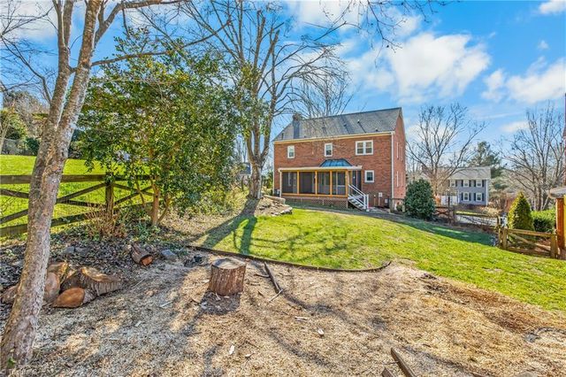 4008 Fairwind Drive, Winston-salem, NC 27106