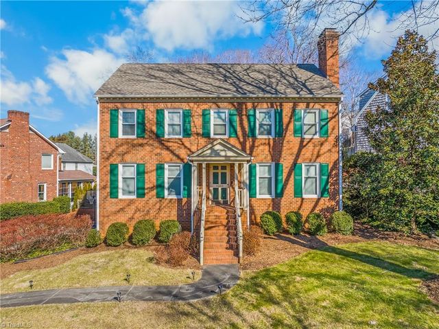 4008 Fairwind Drive, Winston-salem, NC 27106