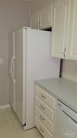 4170 Capri Dr, Pensacola, FL 32504