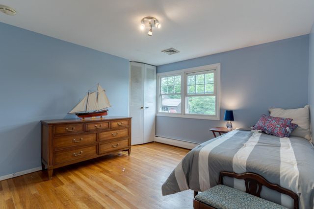 39 Mill Pond Road, Durham, NH 03824