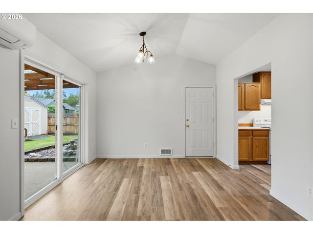 102 ASHLEY Ct, Dayton, OR 97114
