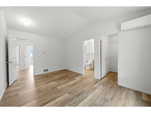 102 ASHLEY Ct, Dayton, OR 97114