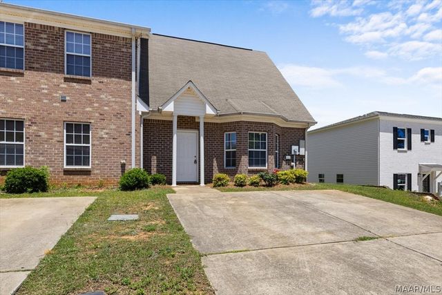 83 Park Drive S, Clanton, AL 35045