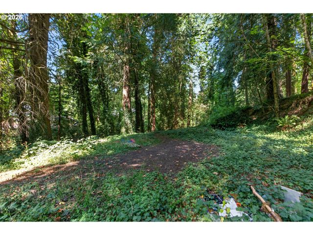 1103 Sw MAPLECREST Dr, Portland, OR 97219